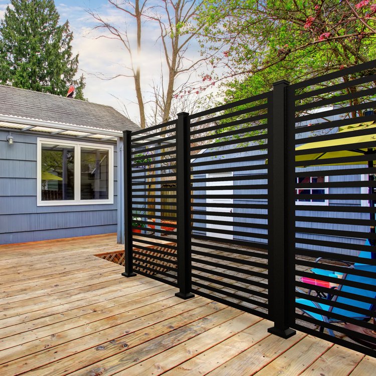 outdoor privacy screens Mississauga